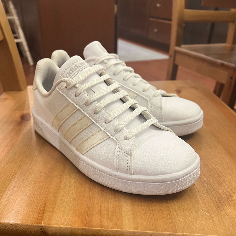 Adidas Women’s Shoes All White